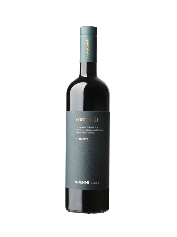 Botella Compartir Reserva 2021 vino tinto Merlot Somontano rojo cereza con matices naranja